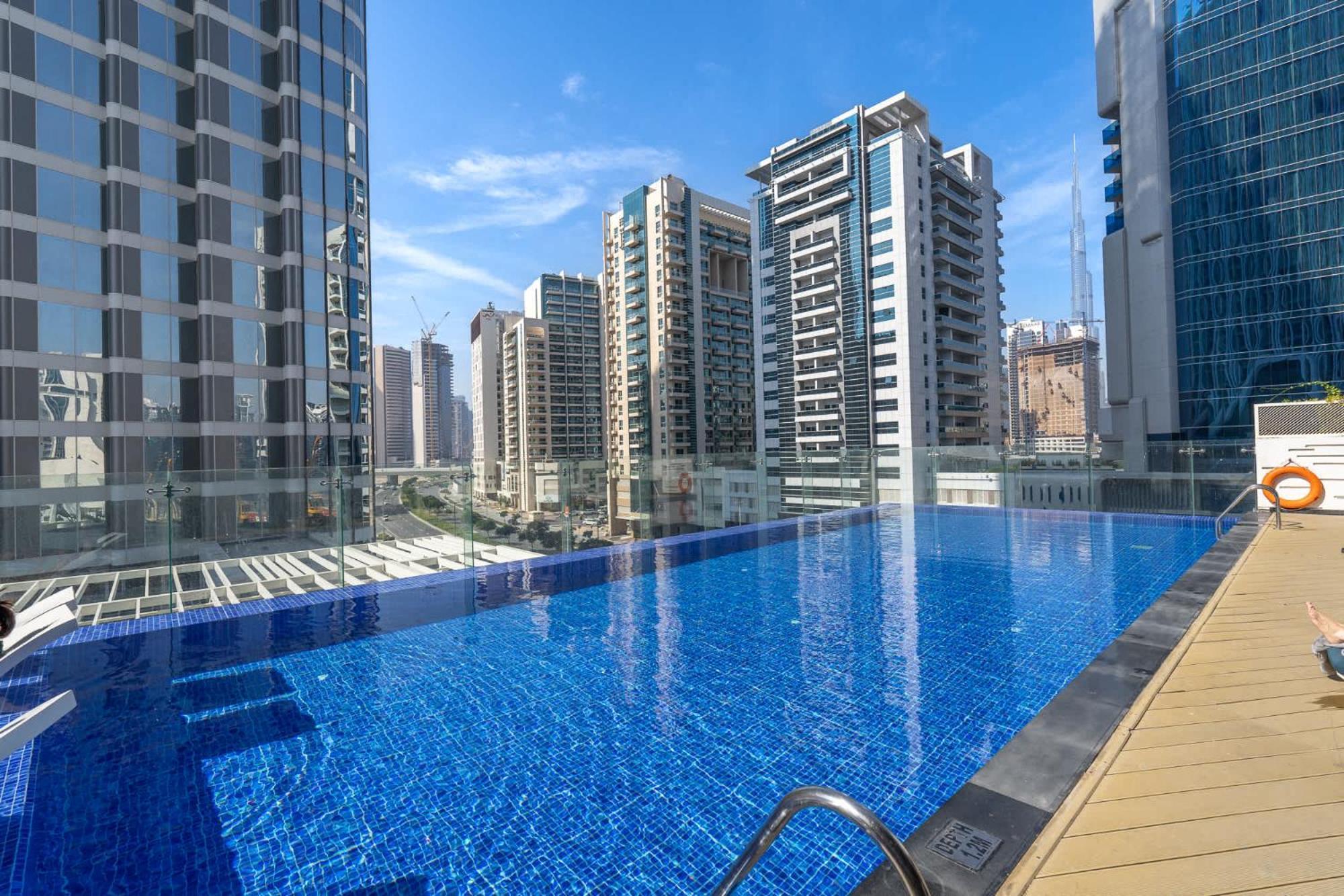 Apartment Charming Perfect For 2 In Business Bay Dubai